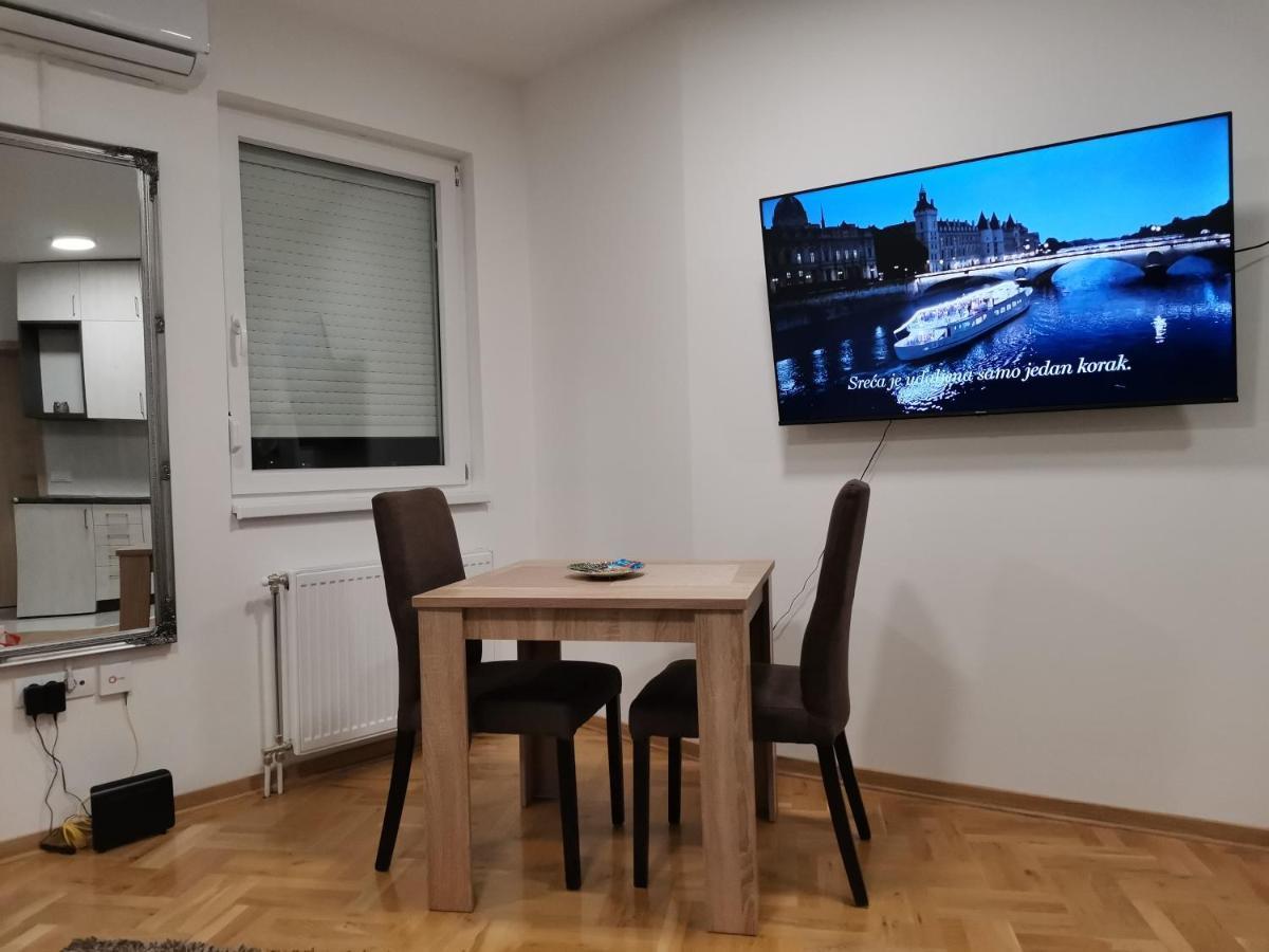 Užice Apartman Centar 3 מראה חיצוני תמונה
